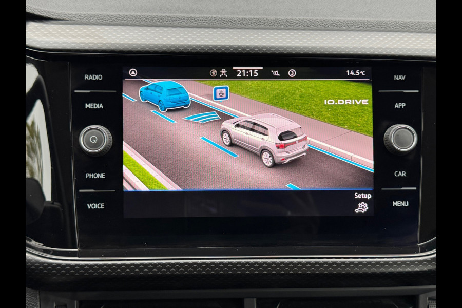 Volkswagen T-Cross 1.0 TSI Life * Carplay * Climate Control * Parkeersensoren *