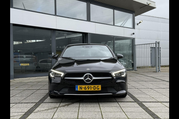Mercedes-Benz CLA-Klasse Shooting Brake 180 Aut. Business Sol. Luxury | Leder Sport | Sfeer Verlichting | 18inch |