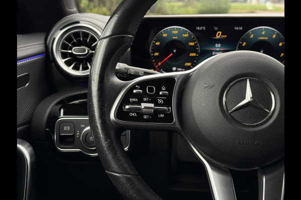 Mercedes-Benz CLA-Klasse Shooting Brake 180 Aut. Business Sol. Luxury | Leder Sport | Sfeer Verlichting | 18inch |