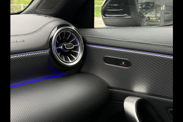 Mercedes-Benz CLA-Klasse Shooting Brake 180 Aut. Business Sol. Luxury | Leder Sport | Sfeer Verlichting | 18inch |