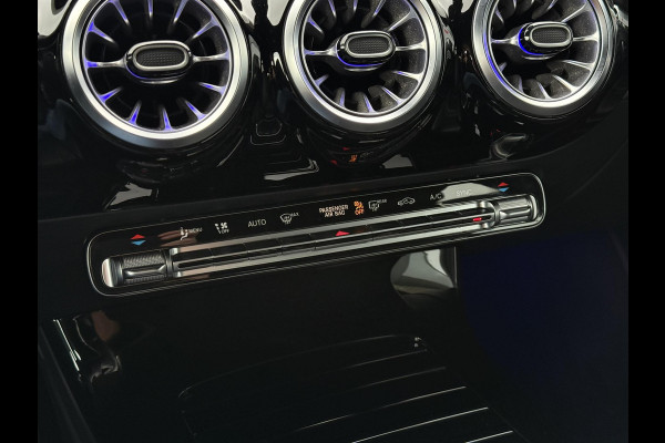 Mercedes-Benz CLA-Klasse Shooting Brake 180 Aut. Business Sol. Luxury | Leder Sport | Sfeer Verlichting | 18inch |