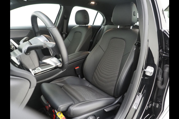 Mercedes-Benz A-Klasse 250 e Panamericana | Nieuw Model | Widescreen | Zwarte Hemel | Camera | Cruise | Carplay