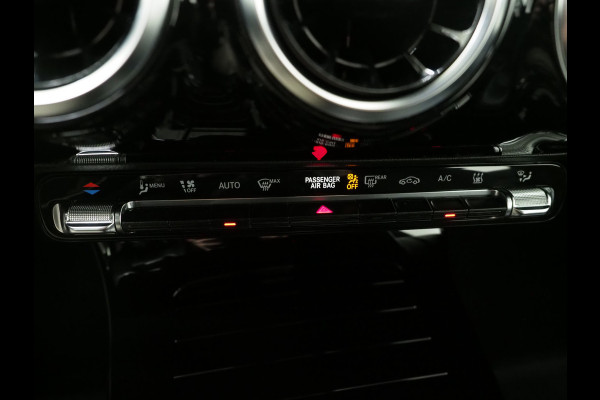 Mercedes-Benz A-Klasse 250 e Panamericana | Nieuw Model | Widescreen | Zwarte Hemel | Camera | Cruise | Carplay