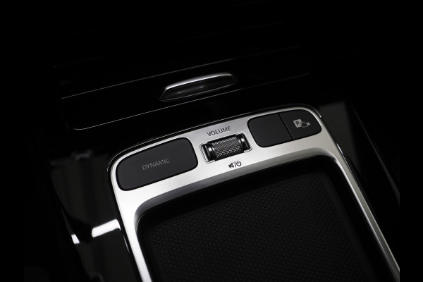 Mercedes-Benz A-Klasse 250 e Panamericana | Nieuw Model | Widescreen | Zwarte Hemel | Camera | Cruise | Carplay