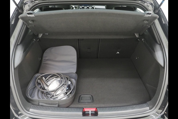 Mercedes-Benz A-Klasse 250 e Panamericana | Nieuw Model | Widescreen | Zwarte Hemel | Camera | Cruise | Carplay