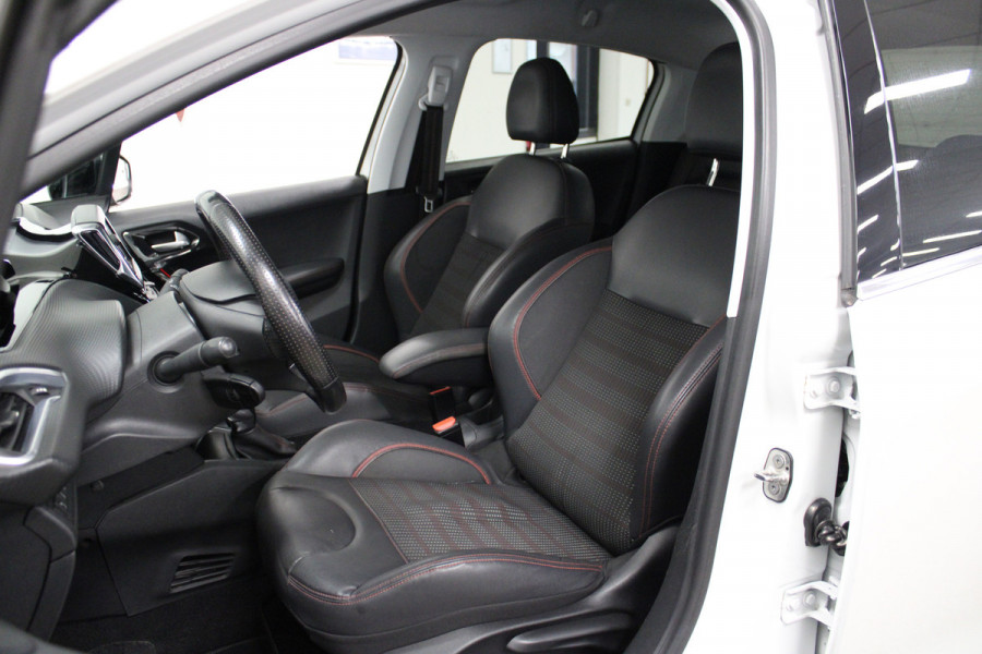 Peugeot 208 1.2 PureTech GT-line Camera|Carplay|Cruise|Clima