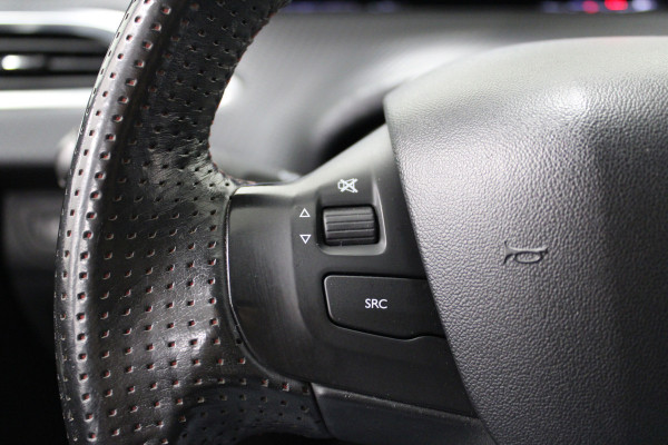 Peugeot 208 1.2 PureTech GT-line Camera|Carplay|Cruise|Clima