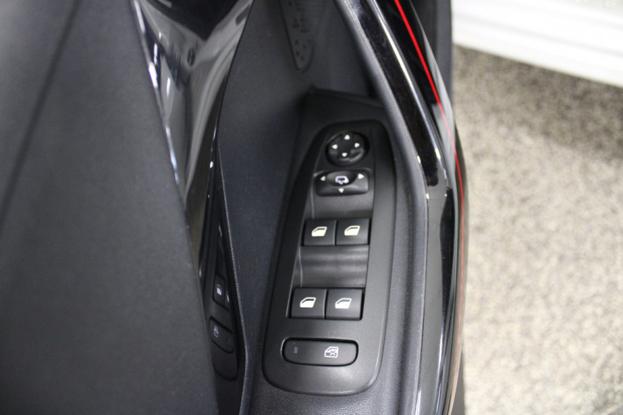 Peugeot 208 1.2 PureTech GT-line Camera|Carplay|Cruise|Clima