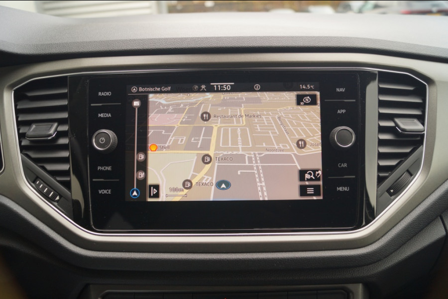 Volkswagen T-Roc 1.5 TSI 150pk Style Business -NAVI-ECC-DIGI-CAM- Volkswagen T-Roc 1.5 TSI 150pk Style Business -NAVI-ECC-DIGI-CAM-