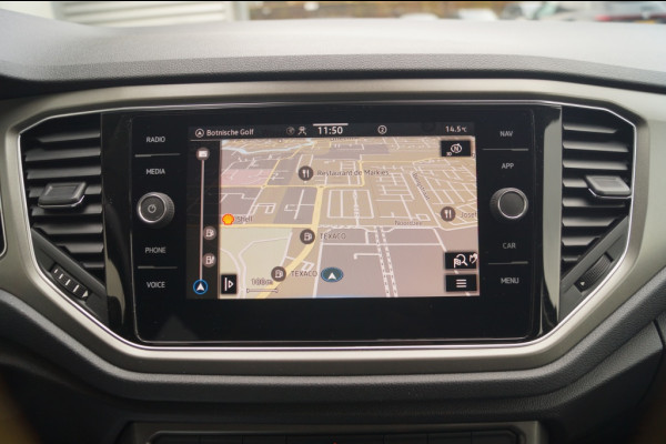 Volkswagen T-Roc 1.5 TSI 150pk Style Business -NAVI-ECC-DIGI-CAM- Volkswagen T-Roc 1.5 TSI 150pk Style Business -NAVI-ECC-DIGI-CAM-