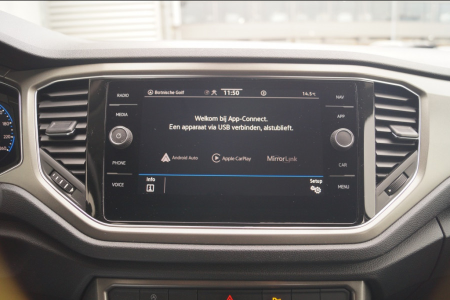 Volkswagen T-Roc 1.5 TSI 150pk Style Business -NAVI-ECC-DIGI-CAM- Volkswagen T-Roc 1.5 TSI 150pk Style Business -NAVI-ECC-DIGI-CAM-