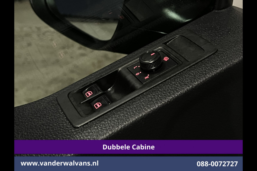 Volkswagen Transporter 2.0 TDI 150pk L2H1 Dubbele Cabine Euro6 Airco | 6-Zits | 2500kg Trekhaak Cruisecontrol, Bijrijdersbank