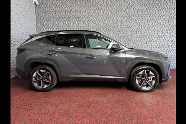 Hyundai Tucson 1.6 T-GDI PHEV SCHUIFDAK ✅GLOEDNIEUW✅ 252PK CAMERA CARPLAY STOELVERW. V+A PLUG IN HYBRIDE - 5 JAAR GARANTIE Hyundai Tucson 1.6 T-GDI PHEV SCHUIFDAK ✅GLOEDNIEUW✅ 252PK CAMERA CARPLAY STOELVERW. V+A PLUG IN HYBRIDE - 5 JAAR GARANTIE