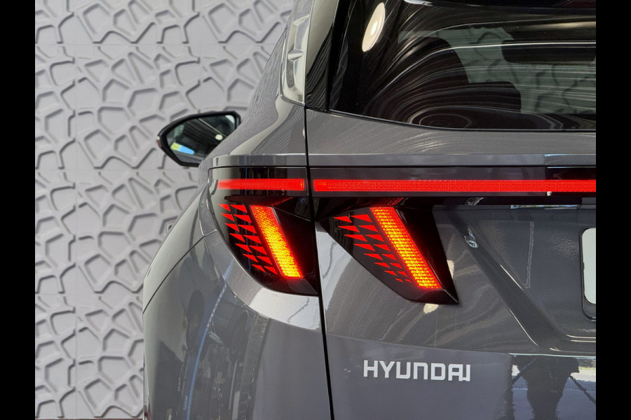 Hyundai Tucson 1.6 T-GDI PHEV SCHUIFDAK ✅GLOEDNIEUW✅ 252PK CAMERA CARPLAY STOELVERW. V+A PLUG IN HYBRIDE - 5 JAAR GARANTIE Hyundai Tucson 1.6 T-GDI PHEV SCHUIFDAK ✅GLOEDNIEUW✅ 252PK CAMERA CARPLAY STOELVERW. V+A PLUG IN HYBRIDE - 5 JAAR GARANTIE