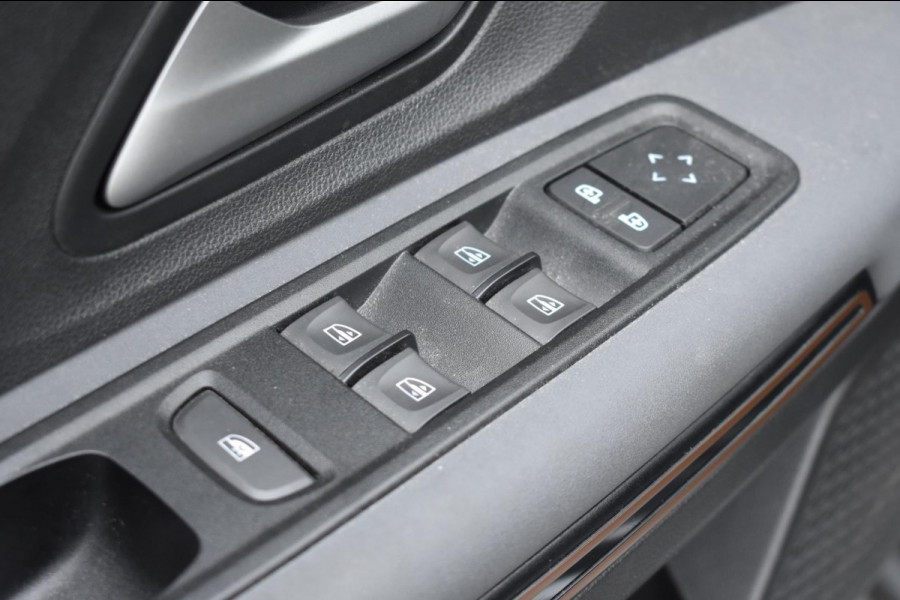 Dacia Jogger 1.6 Hybrid 140 Extreme 7p. | STOELVERWARMING | APPLE CARPLAY | ANDROID AUTO | CAMERA | NAP | BLINDSPOT