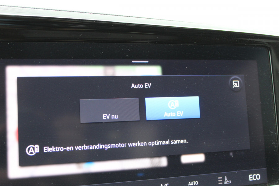 Ford Tourneo Connect 1.5 PHEV Active | Panoramadak | AGR | LED | BLIS | Navigatie Ford Tourneo Connect 1.5 PHEV Active | Panoramadak | AGR | LED | BLIS | Navigatie