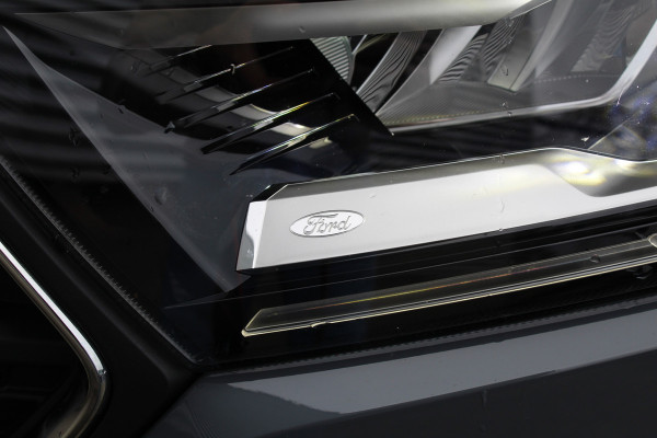 Ford Tourneo Connect 1.5 PHEV Active | Panoramadak | AGR | LED | BLIS | Navigatie Ford Tourneo Connect 1.5 PHEV Active | Panoramadak | AGR | LED | BLIS | Navigatie