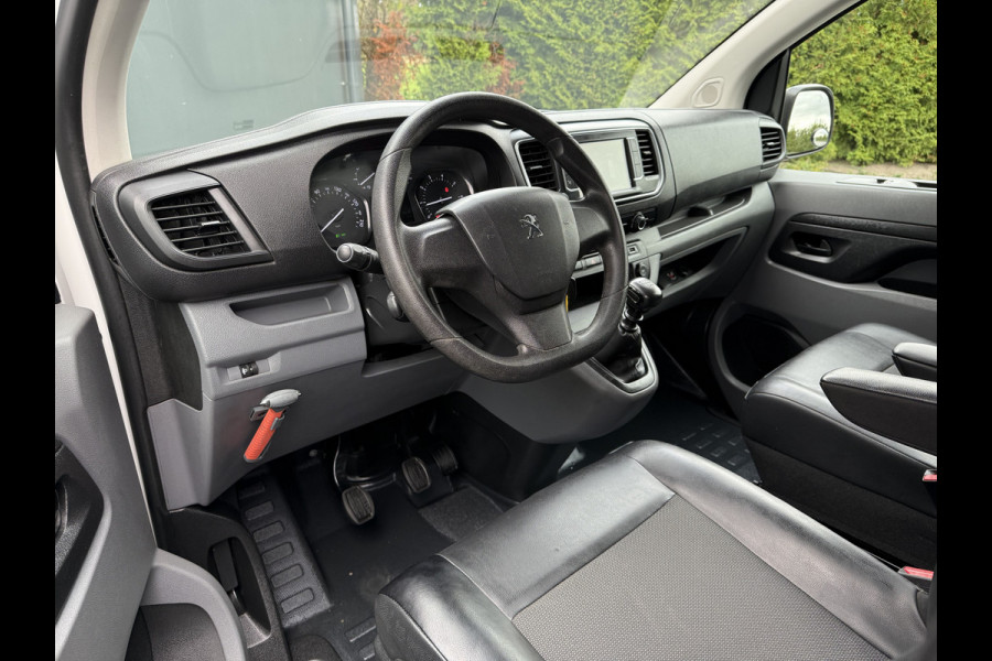 Peugeot Expert 2.0 BlueHDI 120 PK / L3H1 / 1e EIG. / AIRCO / CRUISE / NAVI / CAMERA / CARPLAY
