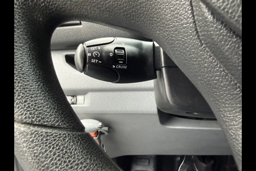 Peugeot Expert 2.0 BlueHDI 120 PK / L3H1 / 1e EIG. / AIRCO / CRUISE / NAVI / CAMERA / CARPLAY