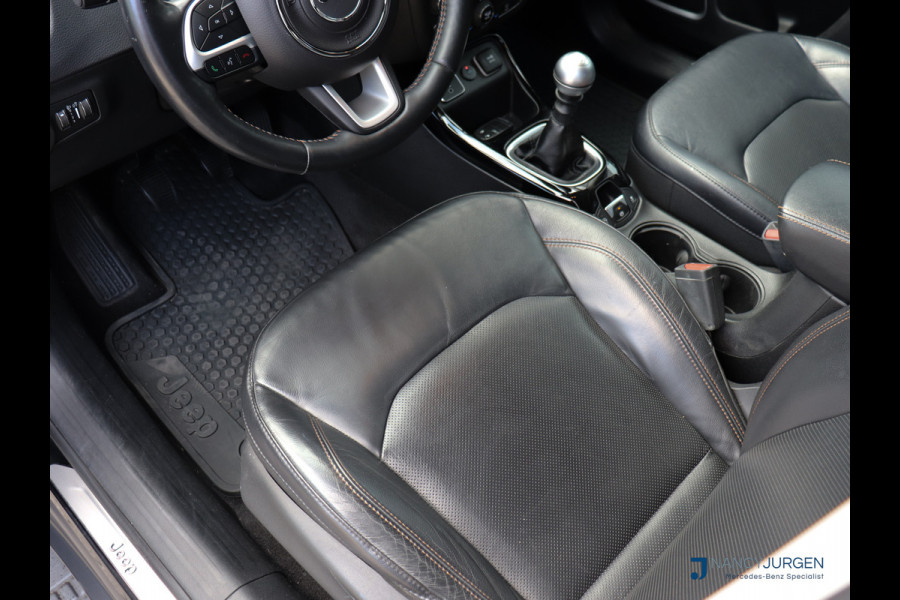 Jeep Compass 1.4 MultiAir Opening Ed. Plus | Leder | Navigation & Sound Pakket | Ambiente Verlichting | Apple Car Play/Android Auto | Adapt.  Winter Pakket | Elektr. Stoelen met geheugen | Trekhaak | Benzine/LPG