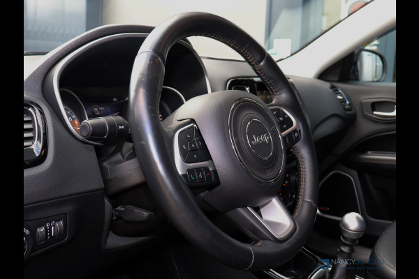Jeep Compass 1.4 MultiAir Opening Ed. Plus | Leder | Navigation & Sound Pakket | Ambiente Verlichting | Apple Car Play/Android Auto | Adapt.  Winter Pakket | Elektr. Stoelen met geheugen | Trekhaak | Benzine/LPG