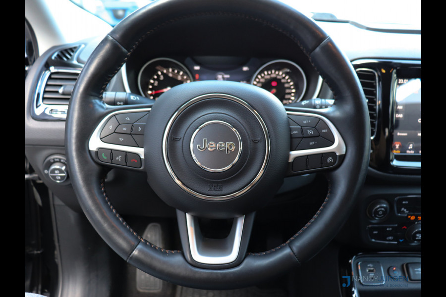 Jeep Compass 1.4 MultiAir Opening Ed. Plus | Leder | Navigation & Sound Pakket | Ambiente Verlichting | Apple Car Play/Android Auto | Adapt.  Winter Pakket | Elektr. Stoelen met geheugen | Trekhaak | Benzine/LPG