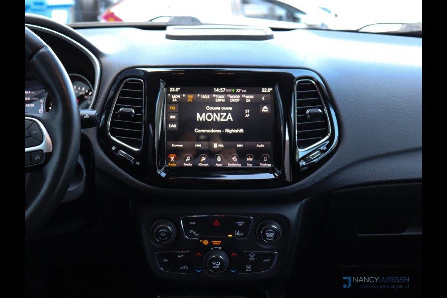 Jeep Compass 1.4 MultiAir Opening Ed. Plus | Leder | Navigation & Sound Pakket | Ambiente Verlichting | Apple Car Play/Android Auto | Adapt.  Winter Pakket | Elektr. Stoelen met geheugen | Trekhaak | Benzine/LPG