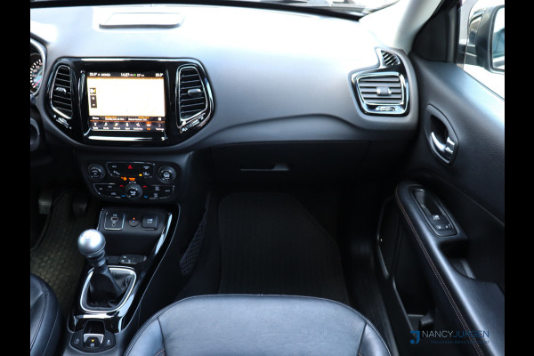 Jeep Compass 1.4 MultiAir Opening Ed. Plus | Leder | Navigation & Sound Pakket | Ambiente Verlichting | Apple Car Play/Android Auto | Adapt.  Winter Pakket | Elektr. Stoelen met geheugen | Trekhaak | Benzine/LPG