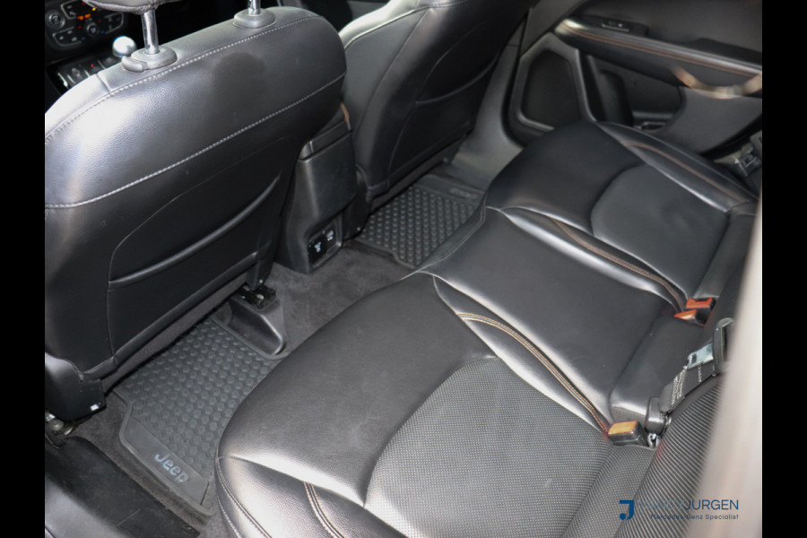 Jeep Compass 1.4 MultiAir Opening Ed. Plus | Leder | Navigation & Sound Pakket | Ambiente Verlichting | Apple Car Play/Android Auto | Adapt.  Winter Pakket | Elektr. Stoelen met geheugen | Trekhaak | Benzine/LPG