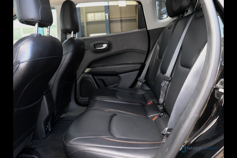 Jeep Compass 1.4 MultiAir Opening Ed. Plus | Leder | Navigation & Sound Pakket | Ambiente Verlichting | Apple Car Play/Android Auto | Adapt.  Winter Pakket | Elektr. Stoelen met geheugen | Trekhaak | Benzine/LPG