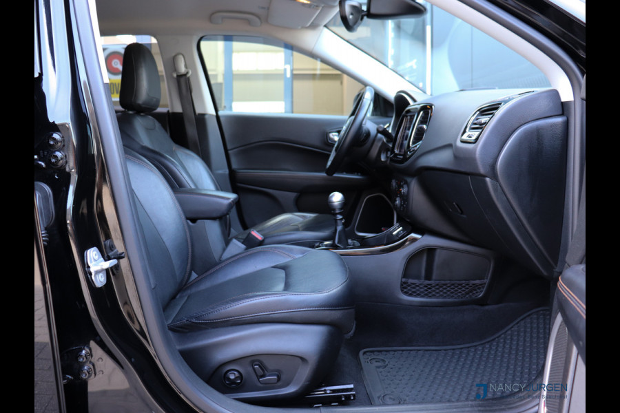 Jeep Compass 1.4 MultiAir Opening Ed. Plus | Leder | Navigation & Sound Pakket | Ambiente Verlichting | Apple Car Play/Android Auto | Adapt.  Winter Pakket | Elektr. Stoelen met geheugen | Trekhaak | Benzine/LPG