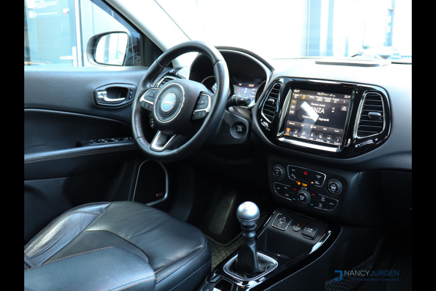 Jeep Compass 1.4 MultiAir Opening Ed. Plus | Leder | Navigation & Sound Pakket | Ambiente Verlichting | Apple Car Play/Android Auto | Adapt.  Winter Pakket | Elektr. Stoelen met geheugen | Trekhaak | Benzine/LPG