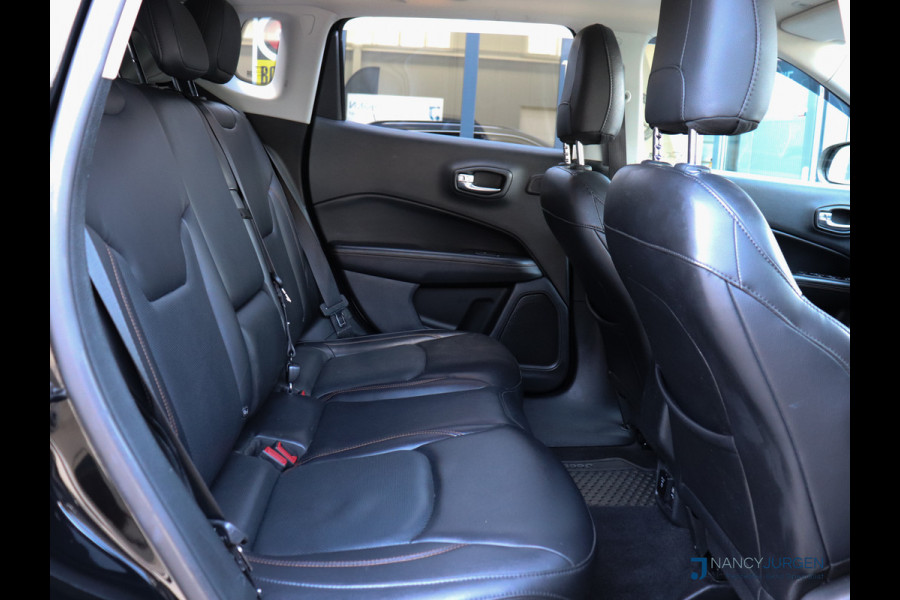 Jeep Compass 1.4 MultiAir Opening Ed. Plus | Leder | Navigation & Sound Pakket | Ambiente Verlichting | Apple Car Play/Android Auto | Adapt.  Winter Pakket | Elektr. Stoelen met geheugen | Trekhaak | Benzine/LPG
