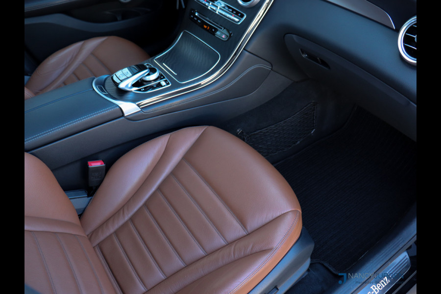 Mercedes-Benz GLC 250 4M | AMG | 9G Aut | Ambiente | Volleder | LED | 360* Camera | Pano Dak | Navi | Afneemb. Trekhaak |