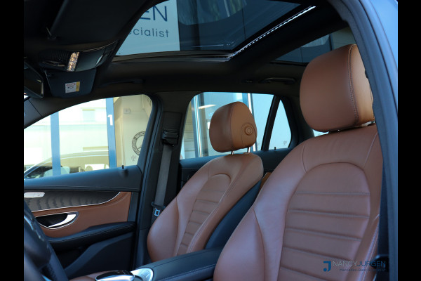 Mercedes-Benz GLC 250 4M | AMG | 9G Aut | Ambiente | Volleder | LED | 360* Camera | Pano Dak | Navi | Afneemb. Trekhaak |