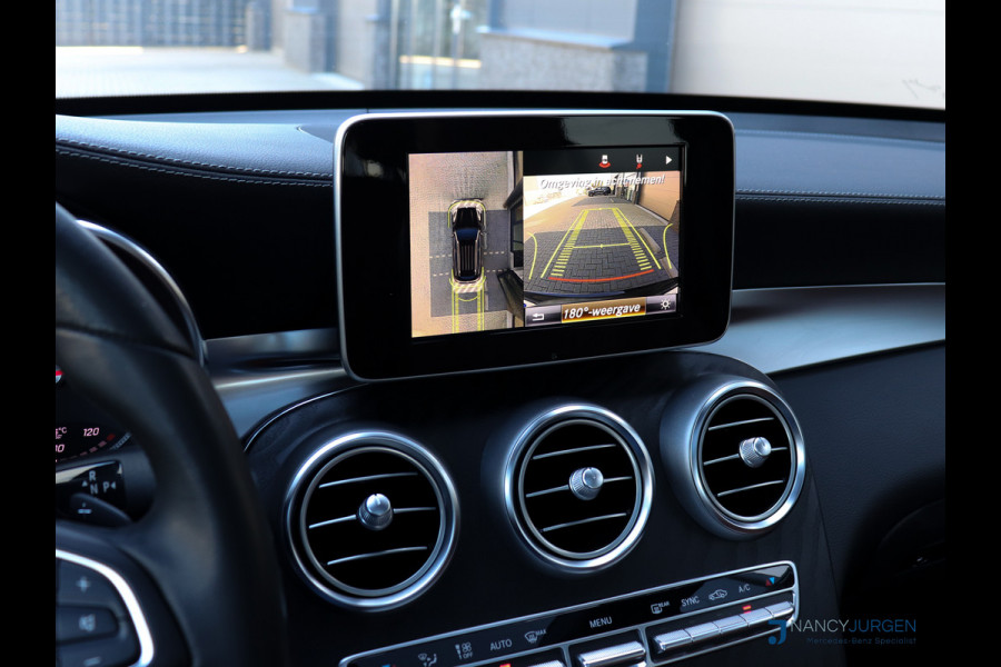Mercedes-Benz GLC 250 4M | AMG | 9G Aut | Ambiente | Volleder | LED | 360* Camera | Pano Dak | Navi | Afneemb. Trekhaak |