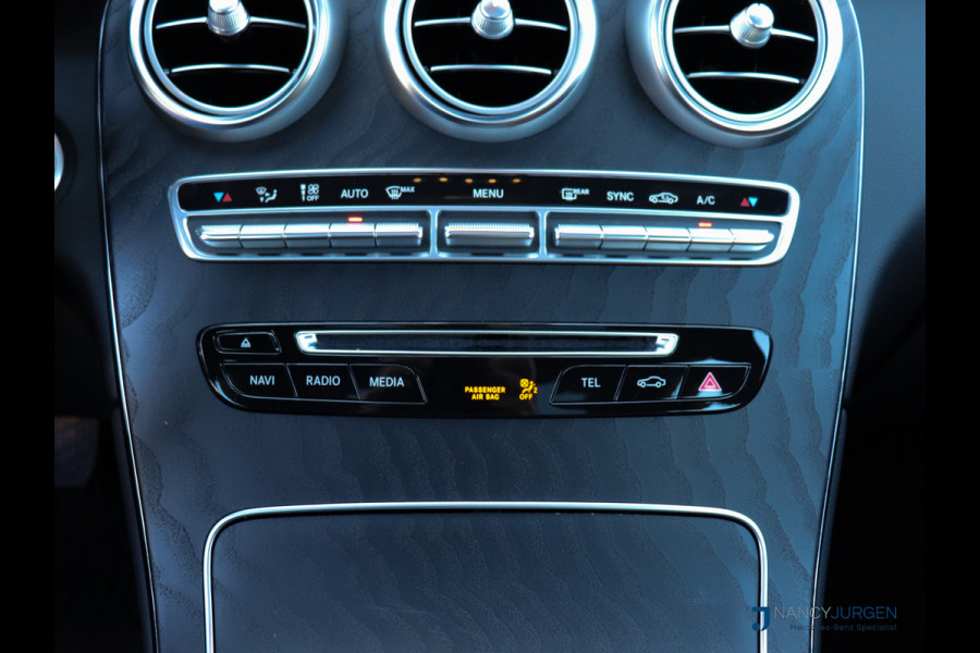 Mercedes-Benz GLC 250 4M | AMG | 9G Aut | Ambiente | Volleder | LED | 360* Camera | Pano Dak | Navi | Afneemb. Trekhaak |