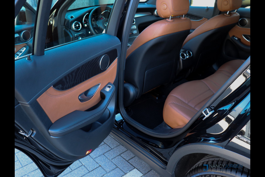 Mercedes-Benz GLC 250 4M | AMG | 9G Aut | Ambiente | Volleder | LED | 360* Camera | Pano Dak | Navi | Afneemb. Trekhaak |