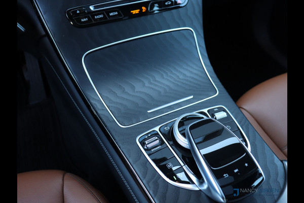 Mercedes-Benz GLC 250 4M | AMG | 9G Aut | Ambiente | Volleder | LED | 360* Camera | Pano Dak | Navi | Afneemb. Trekhaak |
