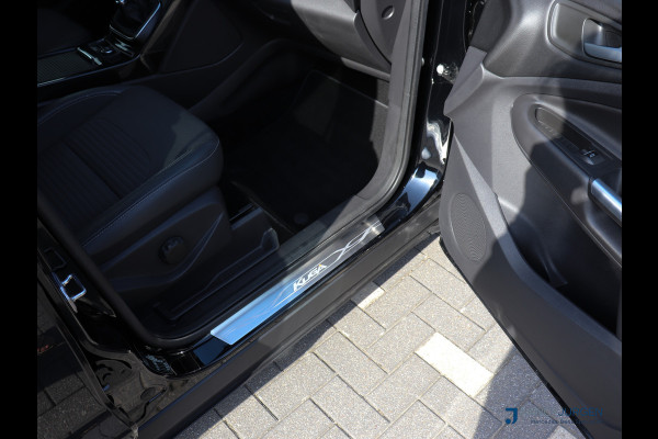 Ford Kuga 1.5 EcoBoost | Titanium | Pano | Navi | Camera | 17" LM Velgen | Elektr. Uitklapb. trekhaak | Volledig gedocumenteerd Onderhoudsboekje | Incl. 12 maanden Car Garantie