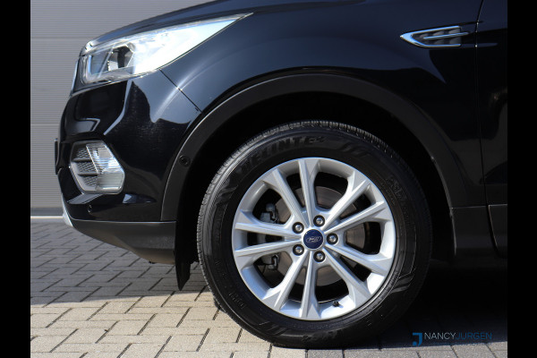 Ford Kuga 1.5 EcoBoost | Titanium | Pano | Navi | Camera | 17" LM Velgen | Elektr. Uitklapb. trekhaak | Volledig gedocumenteerd Onderhoudsboekje | Incl. 12 maanden Car Garantie