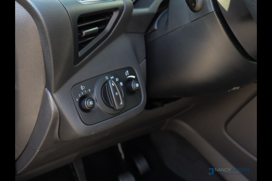 Ford Kuga 1.5 EcoBoost | Titanium | Pano | Navi | Camera | 17" LM Velgen | Elektr. Uitklapb. trekhaak | Volledig gedocumenteerd Onderhoudsboekje | Incl. 12 maanden Car Garantie