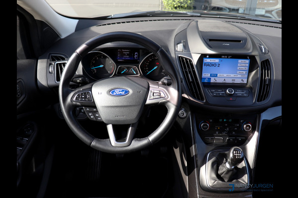 Ford Kuga 1.5 EcoBoost | Titanium | Pano | Navi | Camera | 17" LM Velgen | Elektr. Uitklapb. trekhaak | Volledig gedocumenteerd Onderhoudsboekje | Incl. 12 maanden Car Garantie