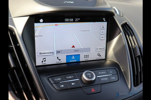 Ford Kuga 1.5 EcoBoost | Titanium | Pano | Navi | Camera | 17" LM Velgen | Elektr. Uitklapb. trekhaak | Volledig gedocumenteerd Onderhoudsboekje | Incl. 12 maanden Car Garantie