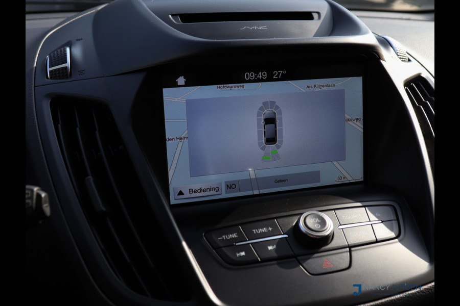 Ford Kuga 1.5 EcoBoost | Titanium | Pano | Navi | Camera | 17" LM Velgen | Elektr. Uitklapb. trekhaak | Volledig gedocumenteerd Onderhoudsboekje | Incl. 12 maanden Car Garantie