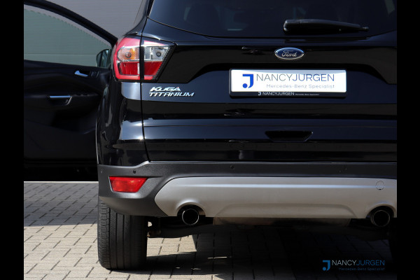 Ford Kuga 1.5 EcoBoost | Titanium | Pano | Navi | Camera | 17" LM Velgen | Elektr. Uitklapb. trekhaak | Volledig gedocumenteerd Onderhoudsboekje | Incl. 12 maanden Car Garantie