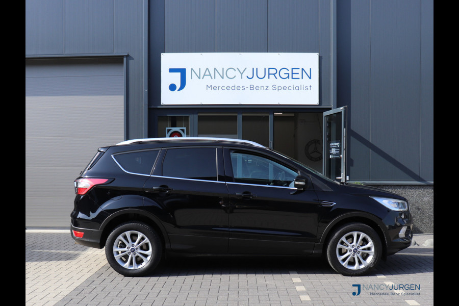 Ford Kuga 1.5 EcoBoost | Titanium | Pano | Navi | Camera | 17" LM Velgen | Elektr. Uitklapb. trekhaak | Volledig gedocumenteerd Onderhoudsboekje | Incl. 12 maanden Car Garantie