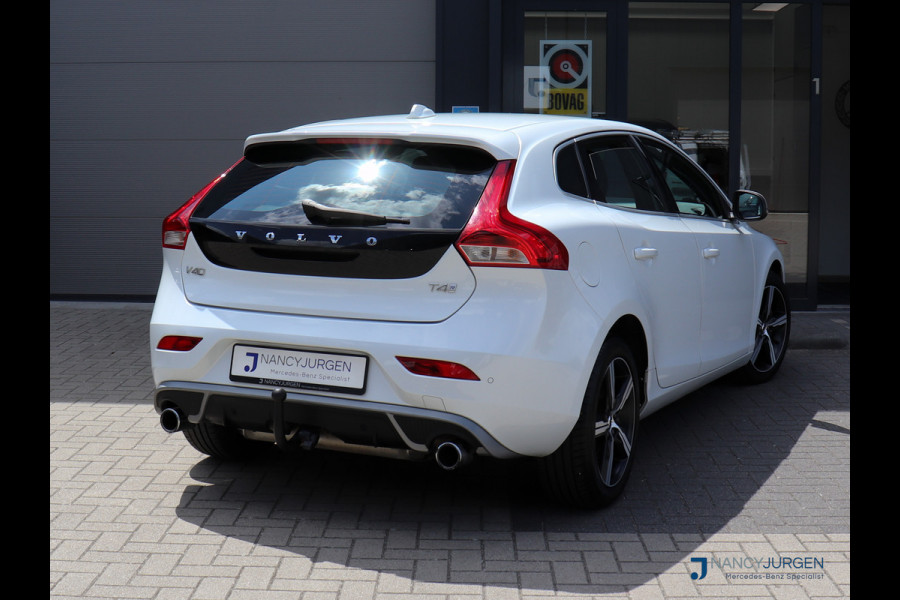 Volvo V40 2.0 T4 R-Design | Automaat | ECC | Leder Nappa | Navi Sensus | Camera | DAB | LED | Sound System | Keyless Start | Trekhaak |