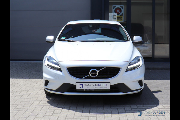 Volvo V40 2.0 T4 R-Design | Automaat | ECC | Leder Nappa | Navi Sensus | Camera | DAB | LED | Sound System | Keyless Start | Trekhaak |