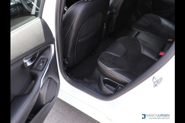 Volvo V40 2.0 T4 R-Design | Automaat | ECC | Leder Nappa | Navi Sensus | Camera | DAB | LED | Sound System | Keyless Start | Trekhaak |